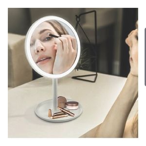Led makeup mirror